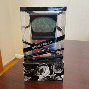 NIB Sonia Kashuk Limited Edition Completely Compact